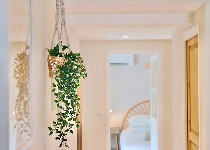 Apartamento New! Escape In Old Antibes